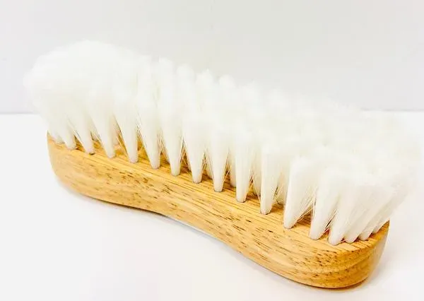 Lettia Face Brush gezichtborstel hout synthetisch haar