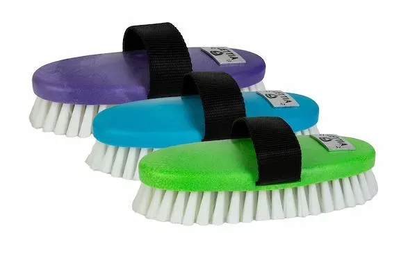 Lettia Body Brush paardenborstel Paars kunststof rug
