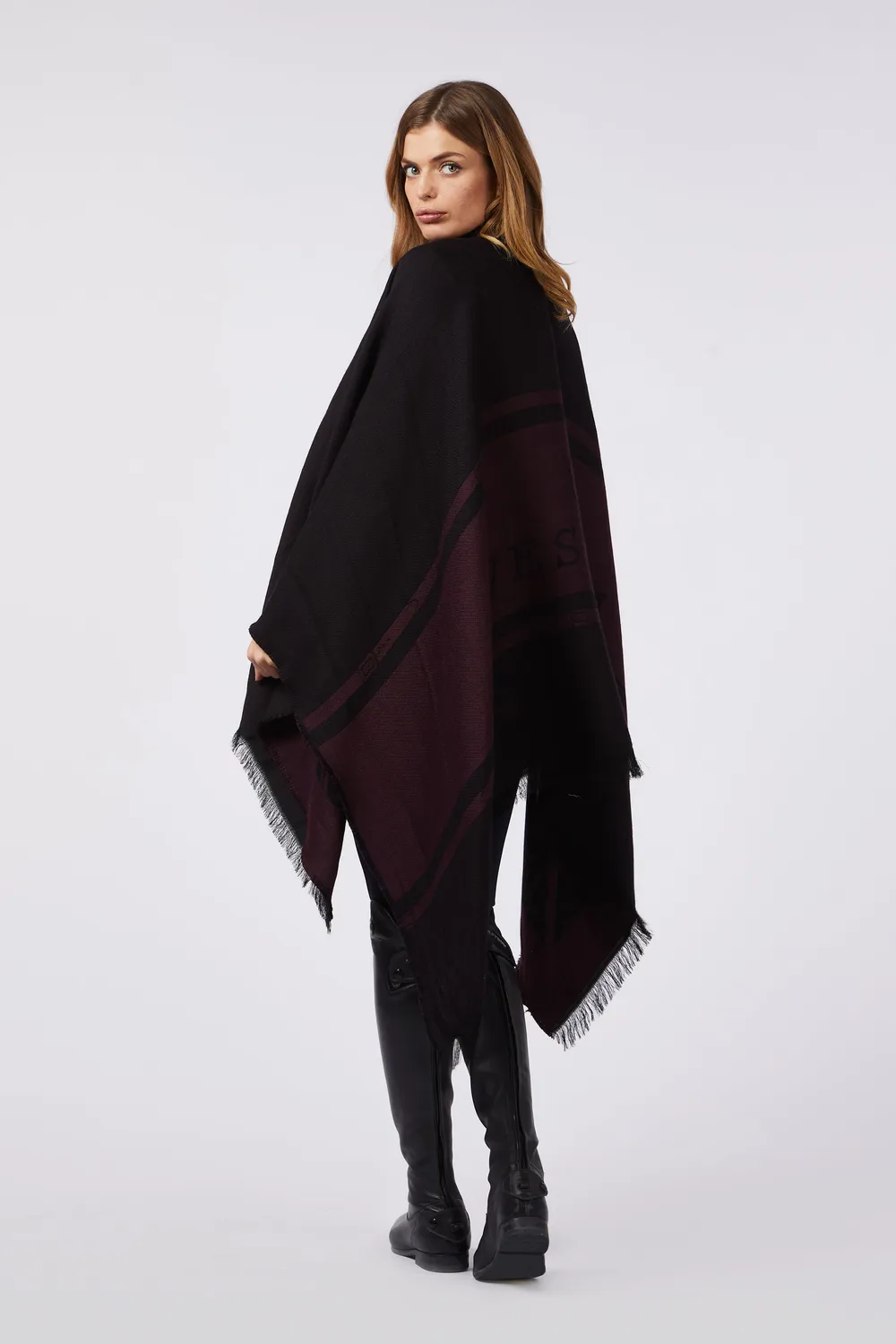 Vestrum Pedraces cape zwart jacquard one size