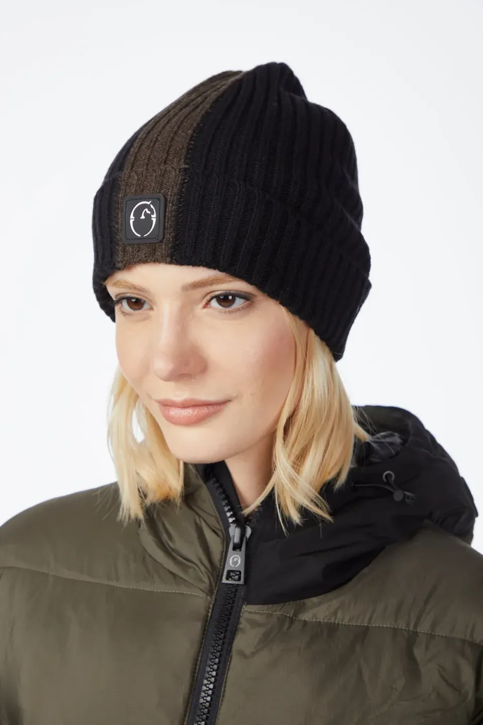 Vestrum Norimberga wintermuts wol unisex zwart